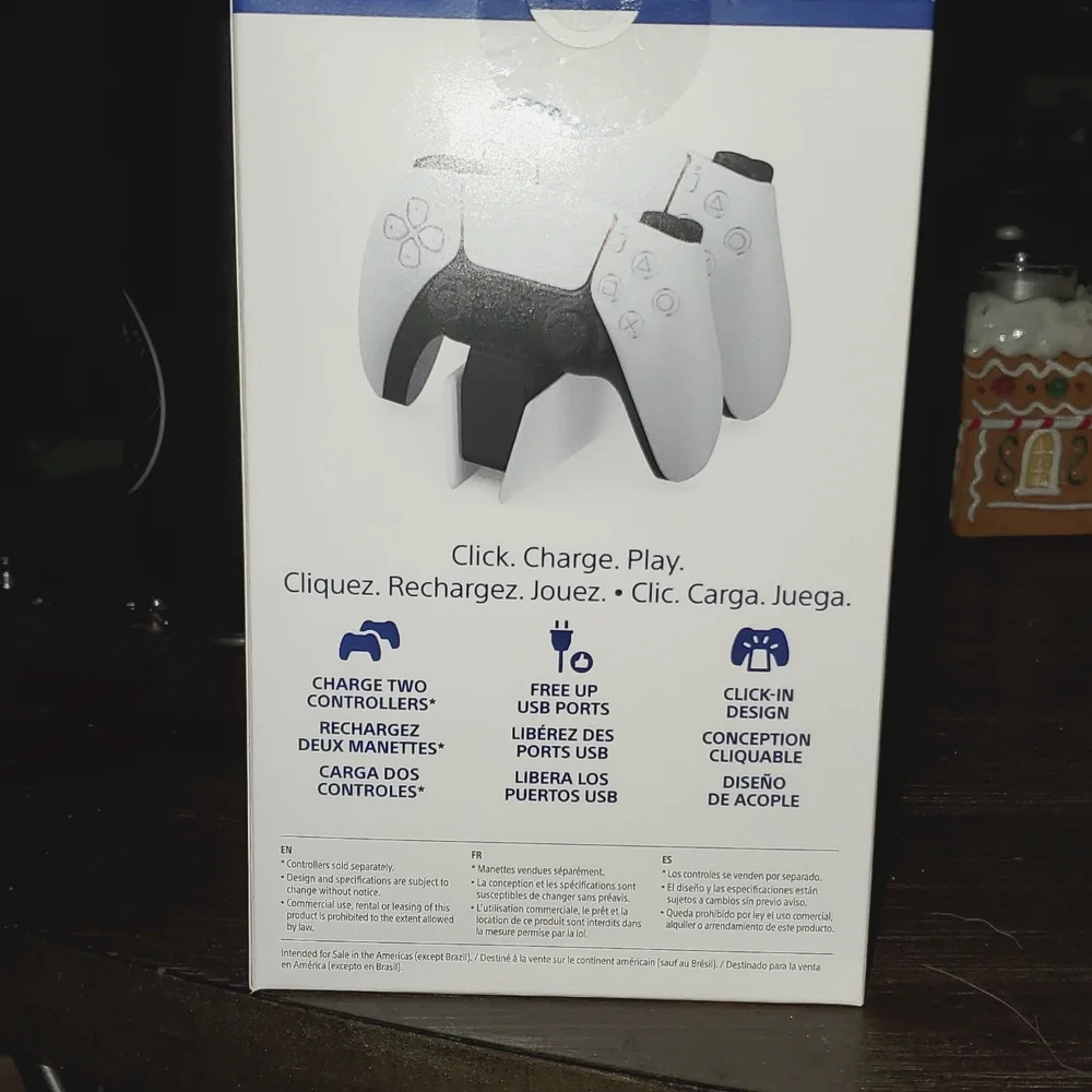 Play station charging station